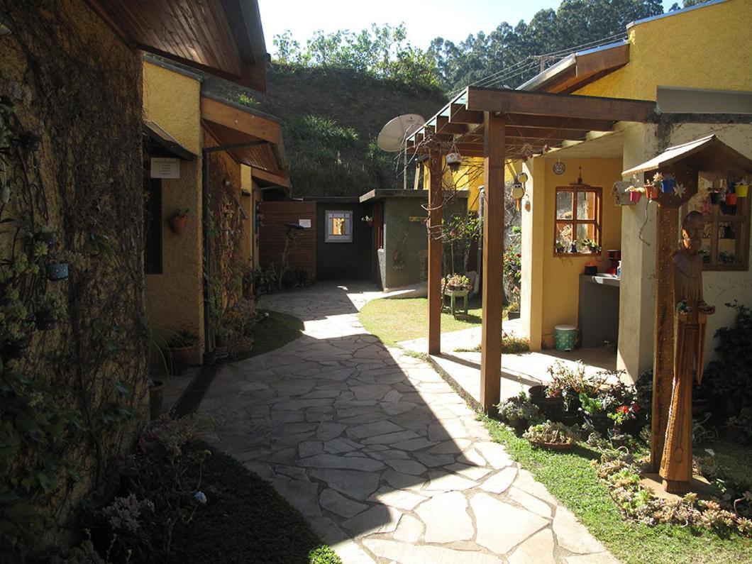 Hospedaria Vila Khepri Gonçalves Exteriér fotografie